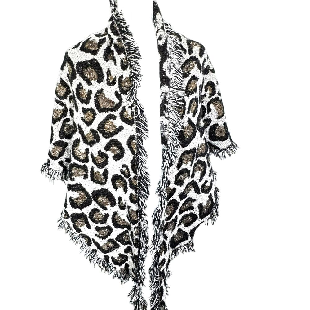 ALTAR'D STATE NWT Women’s Leopard Print Reversible Knit Shawl Wrap Scarf Tassels